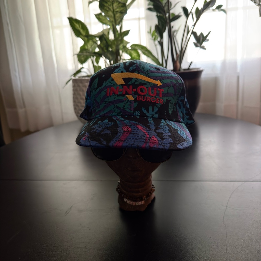 Retro In-N-Out Cap - Picture 2 of 3